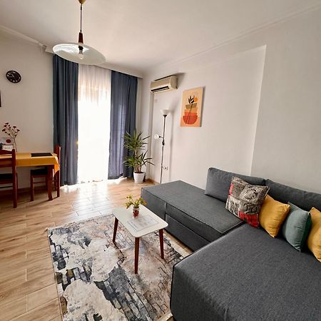 Tirana Vibes Lägenhet Exteriör bild